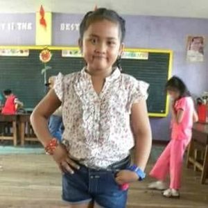 Meet your Posher, Angel rhose